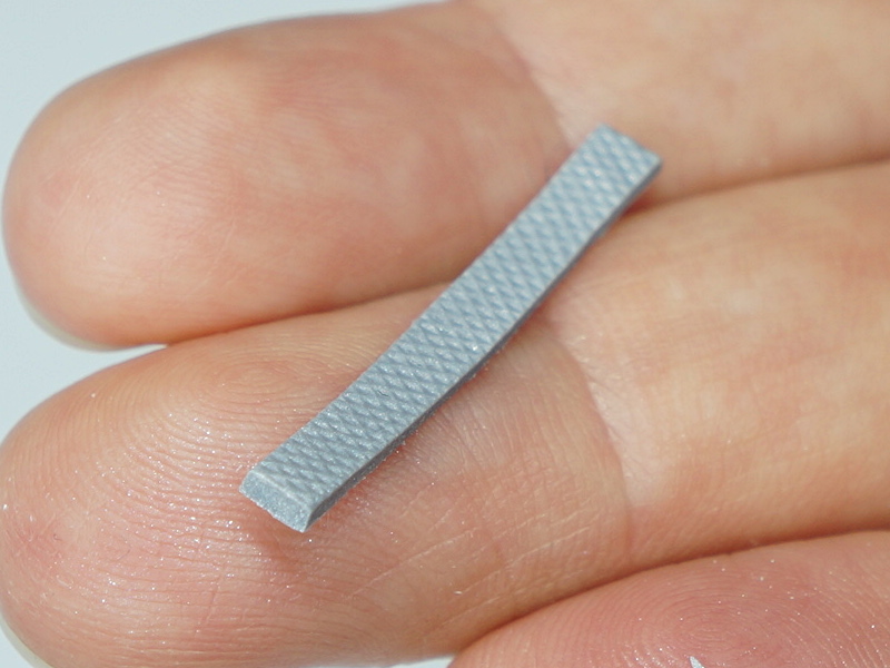 Bande fimo grise pour le chapeau