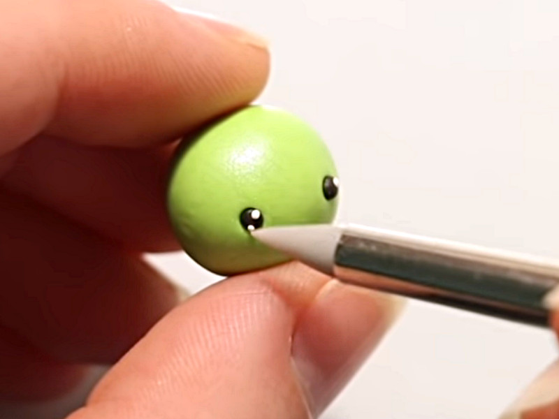Pupilles créés avec de la fimo blanche