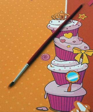 Appliquer le vernis avec un pinceau plat