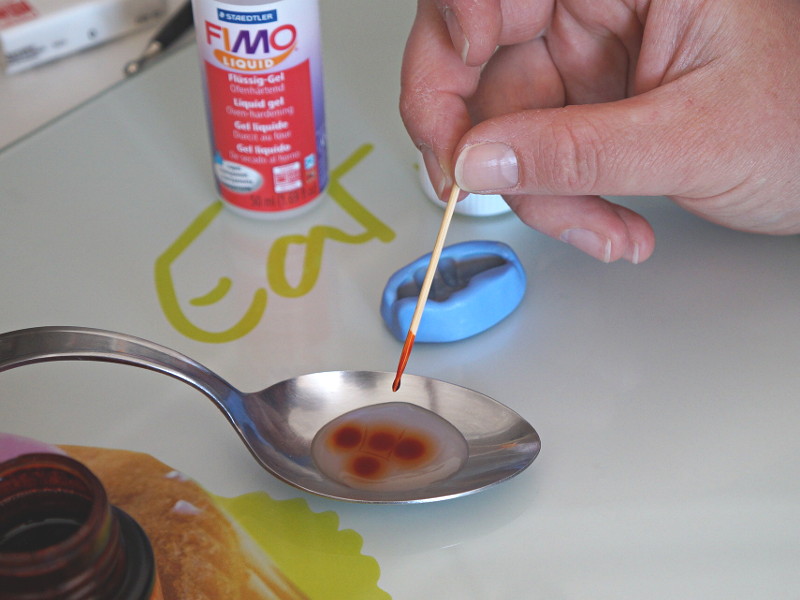 Peinture orange pour vitrail