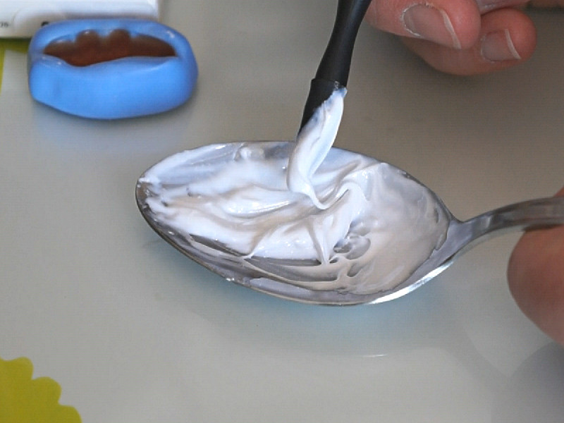 Bien mélanger avec le dotting-tool