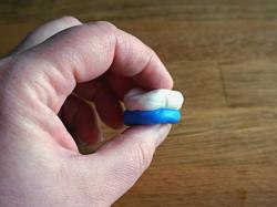 Malaxer les deux composants